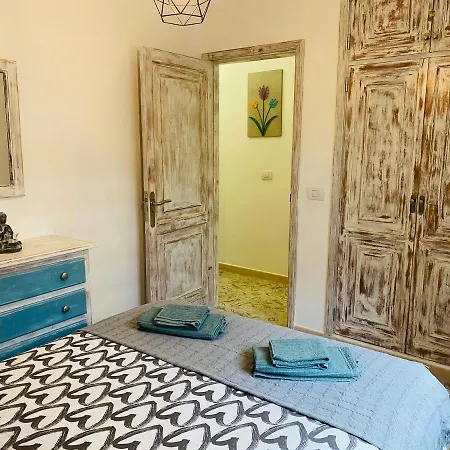 Julia Apartament *
